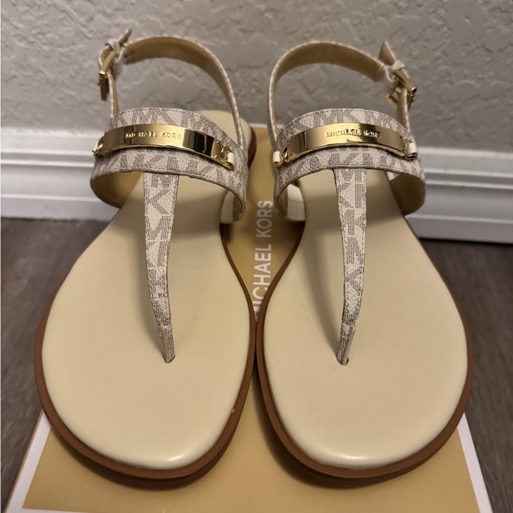Michael Kors Logo Vanilla  Sandals with Elegant Straps